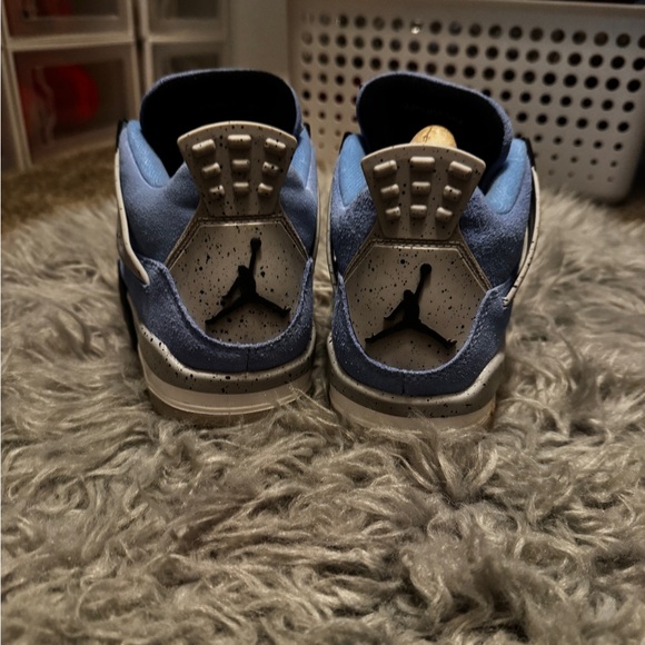 Jordan 4 Retro University Blue Woman’s 8 GS size 6.5 - Picture 2 of 6